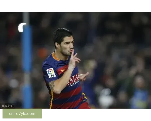 乌拉圭老将苏亚雷斯宣布退出国际足坛